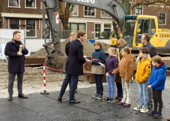 Tijdscapsule moet 100 jaar na renovatie uniek beeld van Spaarndam geven