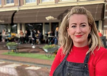 Haarlems café sluit terras vanwege check coronapas: “Ik wil niet in zo’n wereld leven”