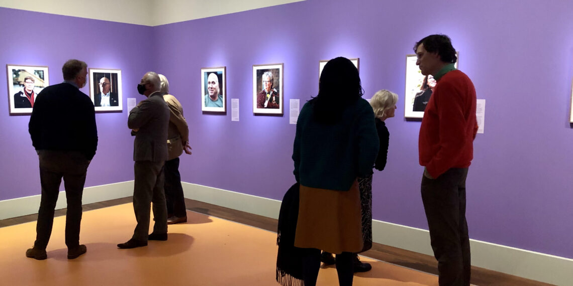 Portretten van ‘inspirerende Haarlemmers’ in het Frans Hals Museum: “Een grote eer”