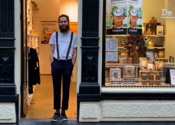 Lockdown aan, winkels weer dicht: maar oliebollen, gebak en pindakaas kan nog wel