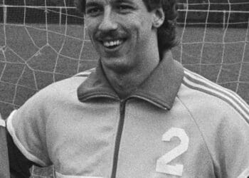 Oud-HFC Haarlem-voetballer Wout Holverda overleden