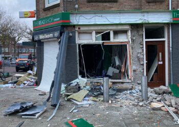 Ravage na plofkraak in Noord, verdachten gevlucht met scooter