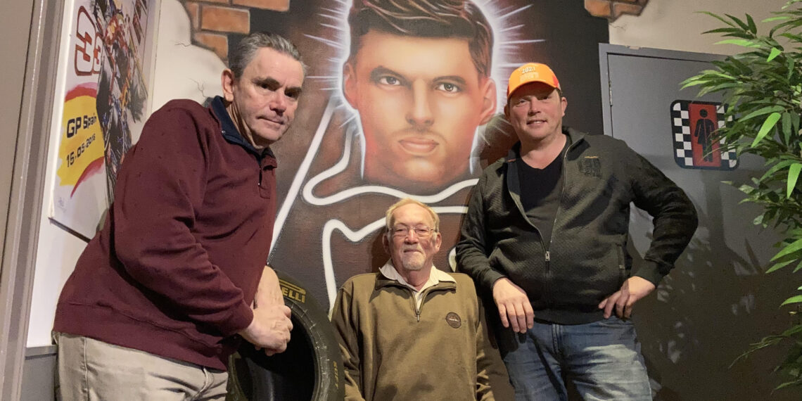 Zandvoortse Max-fans naar Abu Dhabi voor ‘de race der races’: “Ik slaap er slecht van”