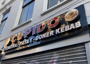 Snackbar Cupido weer open: een maand geen verkoop van alcohol