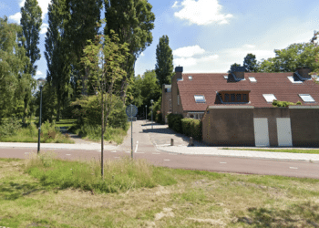 Politie zoekt onbekende man die vrouw belaagde in Europawijk