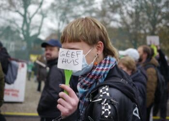Vanmiddag woonprotest in Reinaldapark, optocht naar stad verboden door gemeente