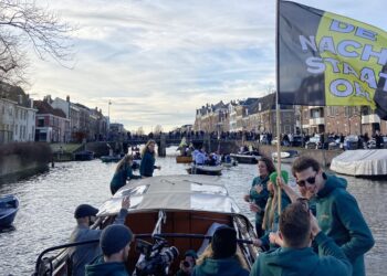 Honderden Haarlemmers in actie voor snelle opening nachthoreca