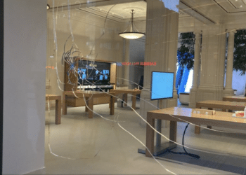 ‘Bizarre verjaardag’ voor Haarlemse nieuwsfotograaf Michel van Bergen door gijzeling