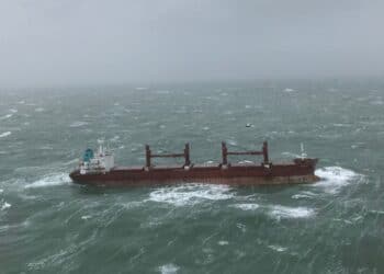 ‘Aangespoelde olie komt niet uit losgeslagen en beschadigd schip Julietta D’