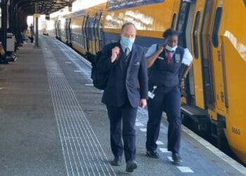 Geen treinen tussen Uitgeest, Alkmaar en Haarlem door gestrande trein