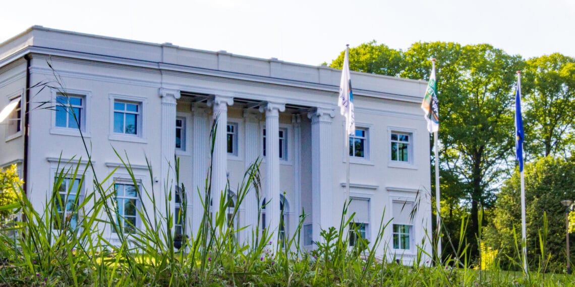 Bloemendalers willen dat gemeente zich transparanter opstelt, maar hoe?