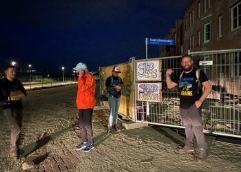 Vredestocht van Haarlemse Kievpad naar Almeerse Oekraïnestraat volbracht