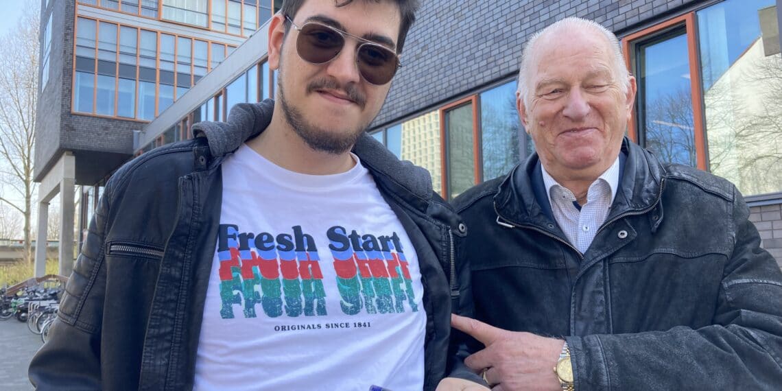 Nieuwe start met verblijfspas voor geboren Haarlemmer Amine