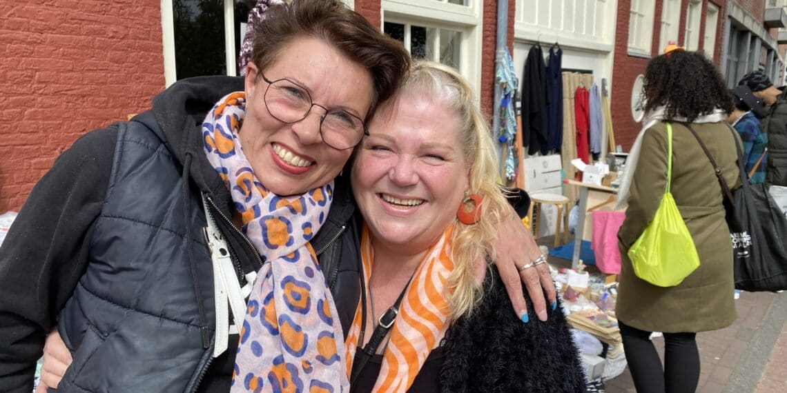 Na twee jaar viert haarlem ein-de-lijk weer Koningsdag: “Dit is toch zo leuk”