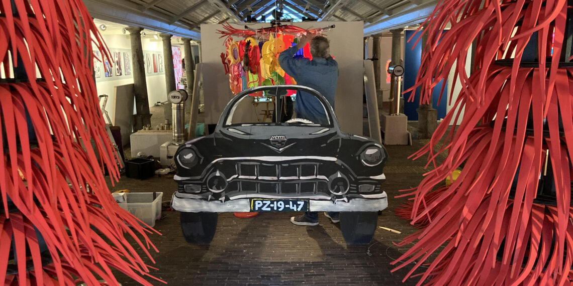 Expositie ‘De Wasstraat’ in de Vishal: “Ik kom er nooit, voel me prettig in m’n vieze auto”