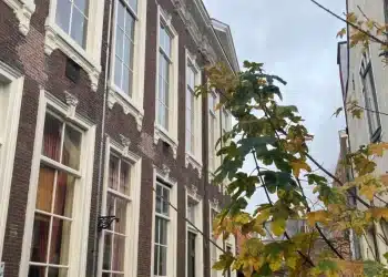 Teller crowdfunding Joods Gemeentegebouw staat op 2000 euro: “Geld nodig om het gebouw ‘een gezicht’ te geven”