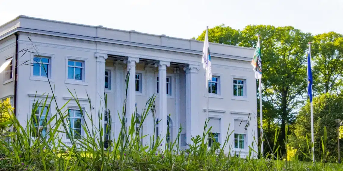 ‘Sterk, Sociaal, Vooruit’ is de titel van het nieuwe coalitieakkoord in Bloemendaal