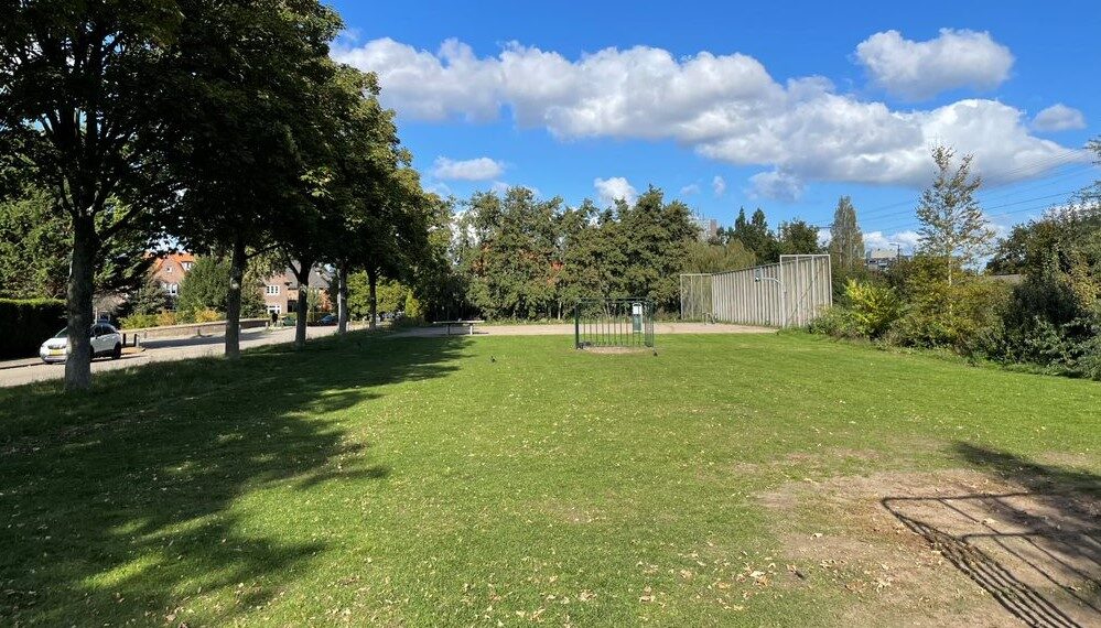 Heemsteedse wethouder erkent ’te snel handelen’ woonunits Dichtersbuurt: “Dat proces hadden we beter moeten doen”