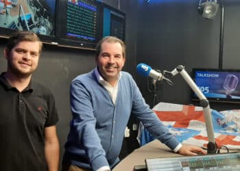 De Naaldwijk – Marineschip in het Spaarne