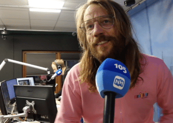 Giel Beelen vandaag in actie voor muziekstudio zieke kinderen in Spaarne Gasthuis