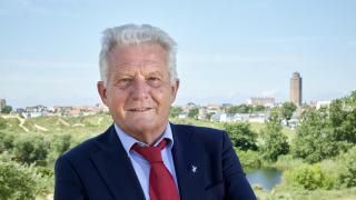 OPZ-wethouder Peter Kramer stapt op “Ik heb besloten om de eer aan mijzelf te houden”