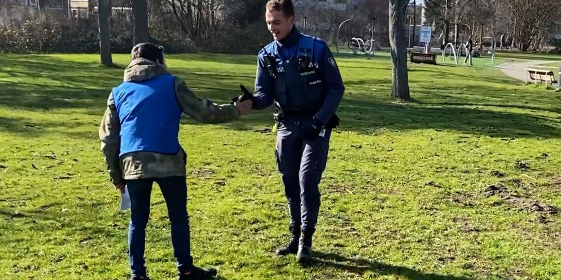 Handhaving en politie ‘jagen’ op jongeren in Haarlem-Noord om kloof te verkleinen