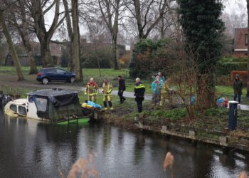Bootje waar vrouw op woonde gezonken