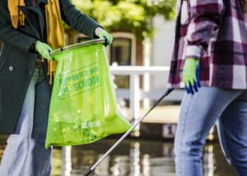 50 opschoonacties in Haarlem tijdens Landelijke Opschoondag