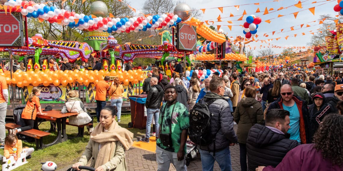 Koningsdag in Haarlem druk en vooral gezellig verlopen: “Het was een drukke dag, maar alles is goed beheersbaar gebleven”