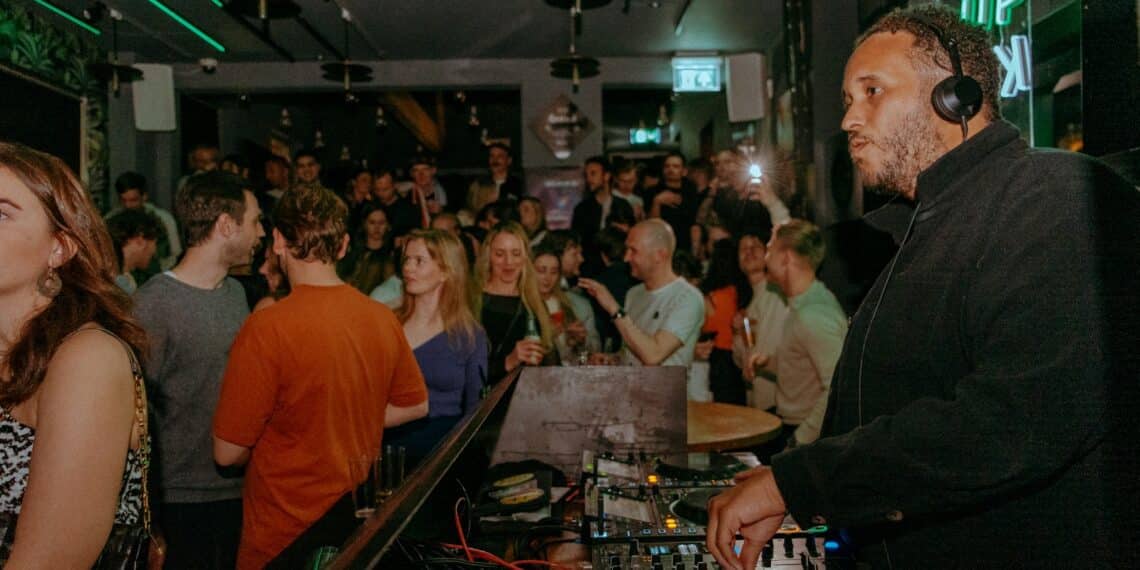 Week van de Haarlemse nacht toont belang van de nachtcultuur “er komt nog veel moois aan”