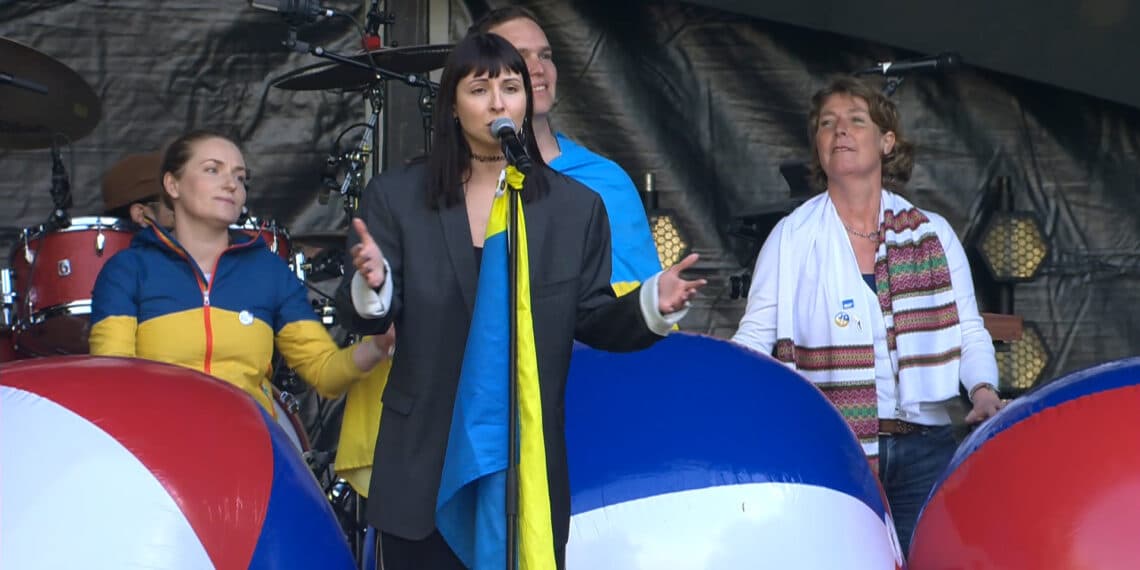 Een bijzonder 5voor5 moment op Bevrijdingspop