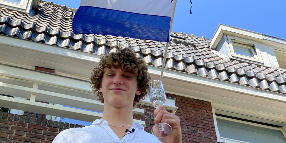 Lodewijk (17) wacht op het verlossende telefoontje: “Nu word ik ski-instructeur”