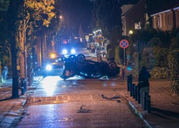 61-jarige beschonken bestuurder laat spoor van vernieling achter in Bennebroek