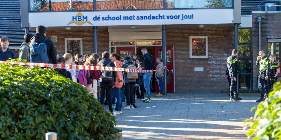 Vuurwerkbom afgegaan op toilet van school in Heemstede