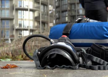 Bewoner haalt nog snel katten uit brandende flat Schalkwijk