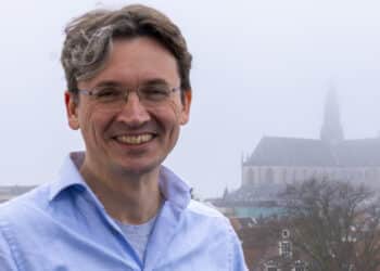 Luister terug: Raadslid Van den Berg wil geen parkeervergunningen meer voor pick-up trucks