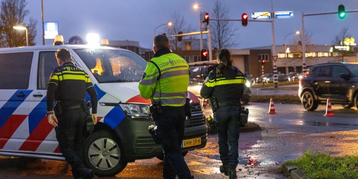 Fietser ernstig gewond na val Oudeweg