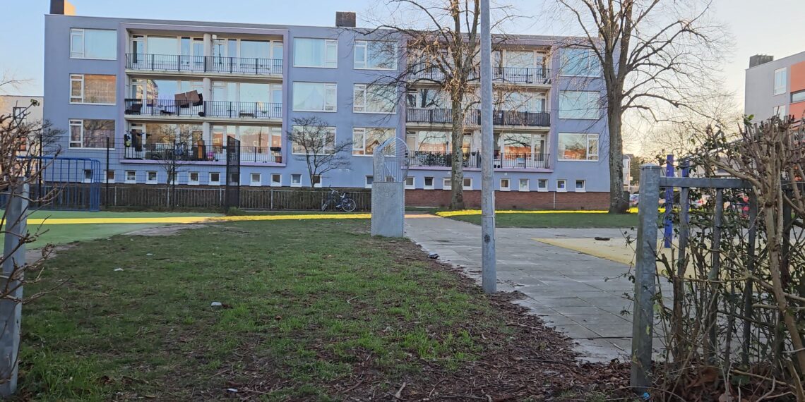 Aanhoudende explosies zorgen voor angst in flat Haarlem-Oost