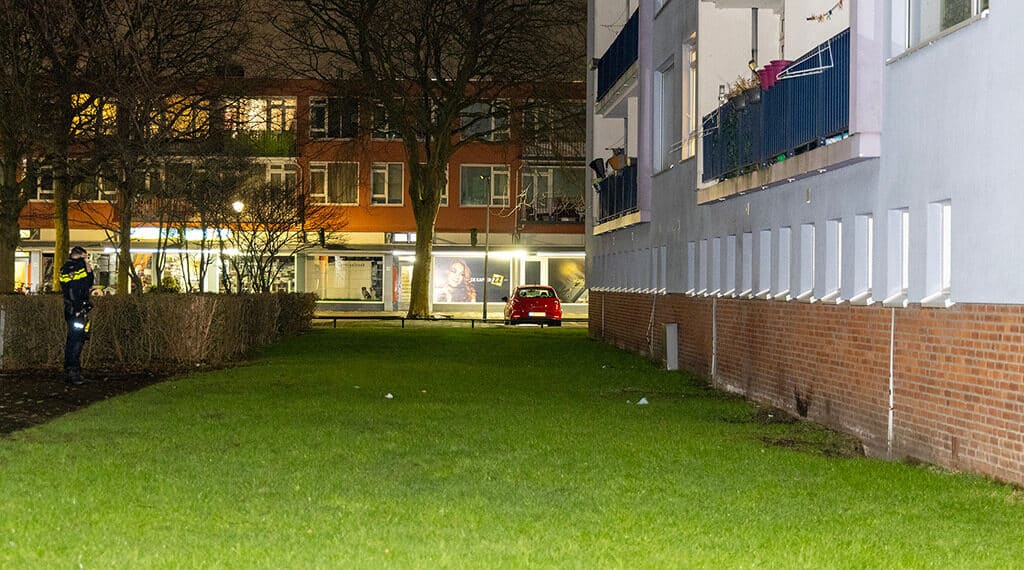 Woning Vincent van Goghlaan gesloten na aanhoudende explosies