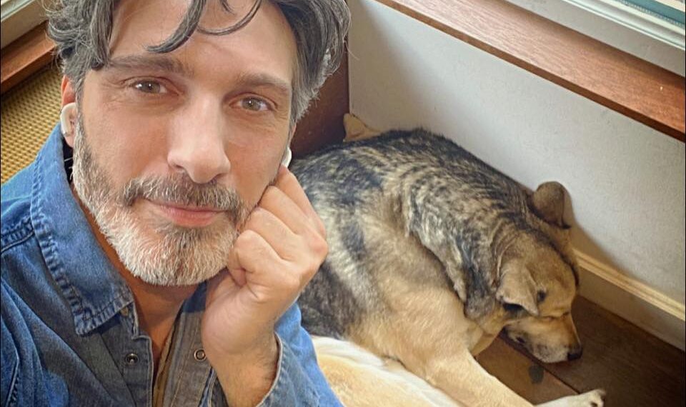 Schrijver Lex Paleaux bij Klanken & Koppen