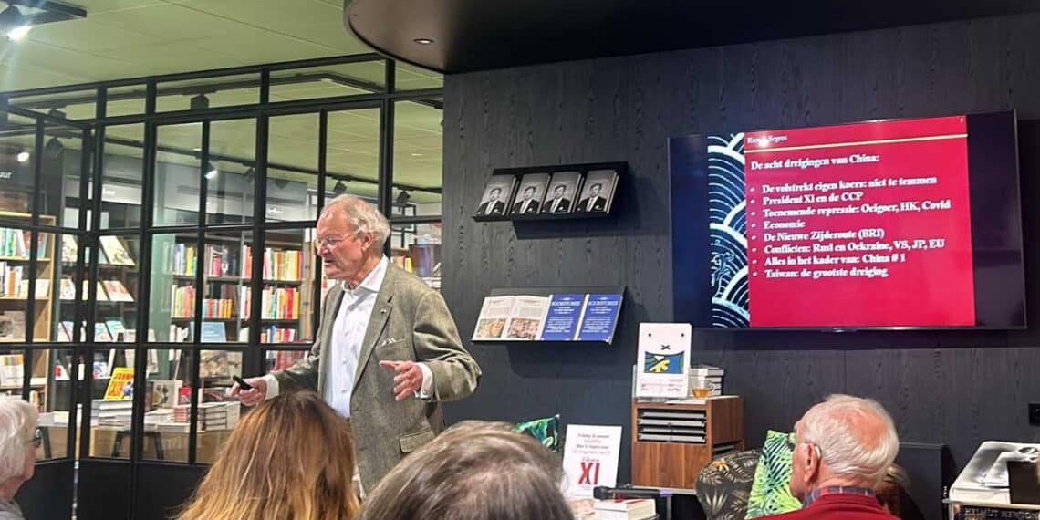 Rien T. Segers praat over zijn boek ‘De lange mars van Xi’: “China is de laatste jaren buitengewoon agressief geworden”