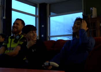 Politie gaat de strijd aan met de jeugd op het virtuele voetbalveld: “Ik ga ze afmaken”