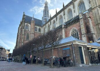 Sint-Bavokerk grote markt fietsen