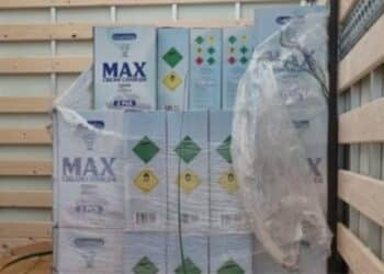 Haarlemmer aangehouden met bijna tweehonderd lachgascilinders en grote som geld