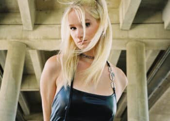 DJ Alice-D bij Poeslief XL-Let’s Blend in het Patronaat