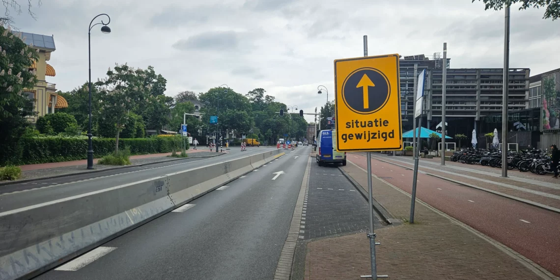 Verkeersproef stationsgebied Haarlem afgerond: “Vaker groen licht voor fietsers”