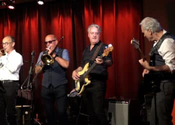 Haarlemse band ‘Brandnewoldtimers’ bestaat veertig jaar: “Ontzettend fijne uitlaatklep”