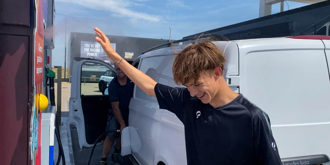 Afkoelen tijdens het tanken in Zandvoort: “Met honderdduizenden kleine waterdruppels”