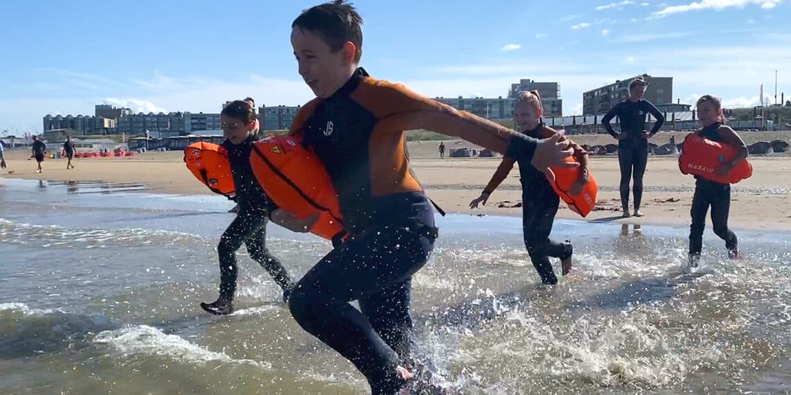 Kinderen leren de gevaren van zee: “Ik weet nu hoe je een mui moet ontsnappen”