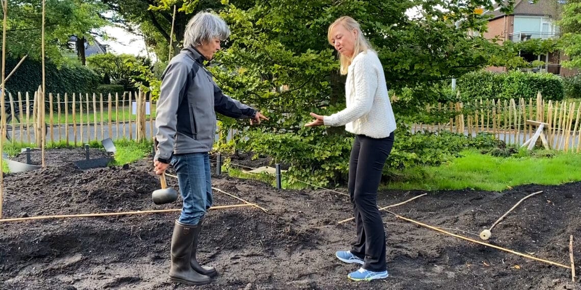 Kruidentuin voor de buurt gestart in Aerdenhout: “Plukken duurt nog even”